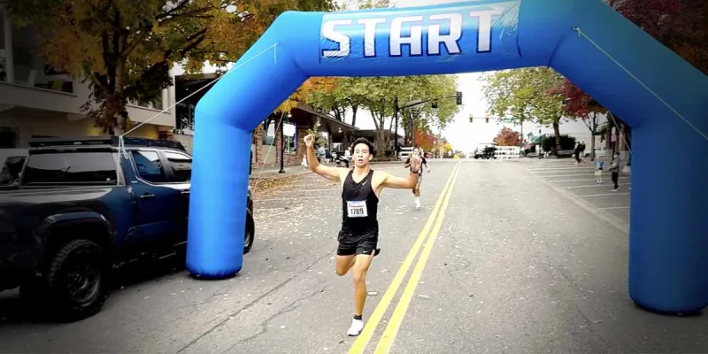 17th annual Burien Brat Trot draws 1,130 runners, raises close to $40,000 for Highline Schools Foundation