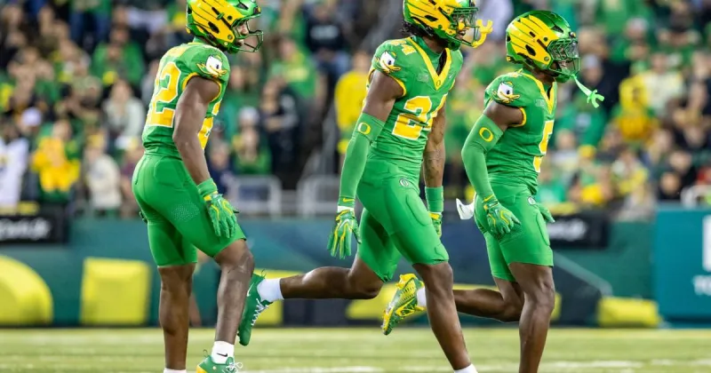 Predicting Oregon football's ranked showdown with UCLA