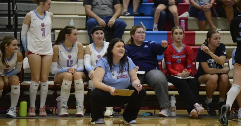 Volleyball roundup: Mark Morris rallies for five-set win