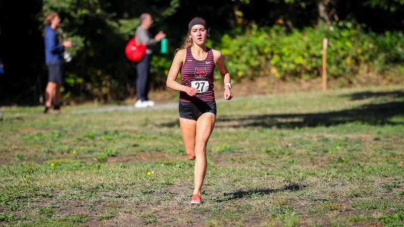 Women's Cross Country places Sixth in the Lewis Crossover