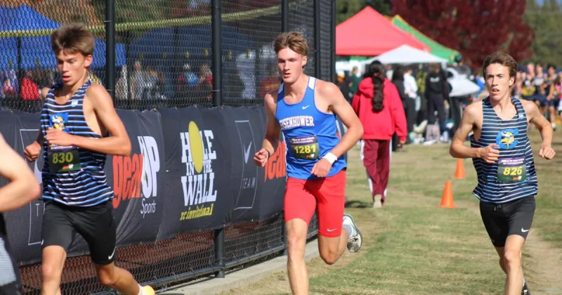 Prep roundup: Eisenhower's Compton breaks 15 minutes for top 10 finish at Nike Hole in the Wall