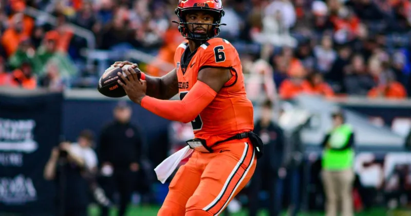 Maalik Murphy catches and throws TDs as Oregon State routs San Diego State