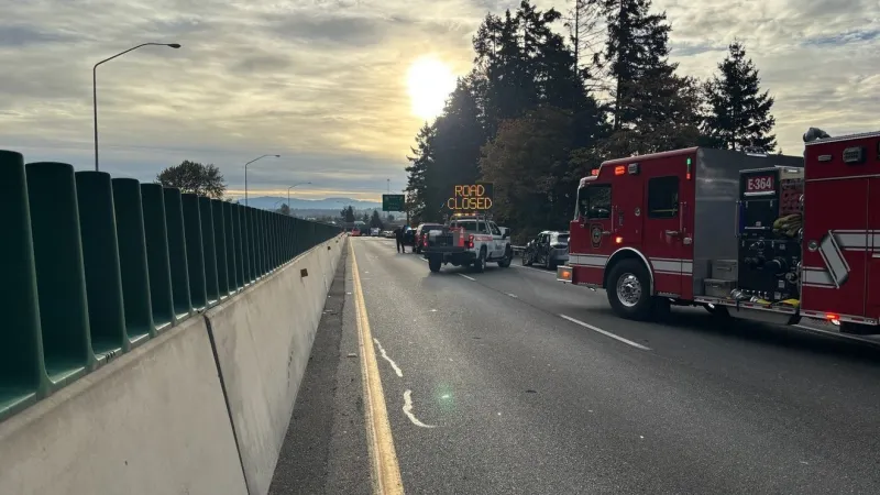 Semi-truck's brake failure on SR 18 in Auburn causes 7-vehicle crash, highway closure