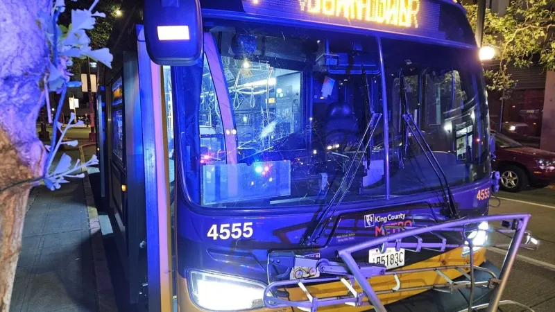 Man accused of Metro bus machete attack escapes from home detention, whereabouts unknown