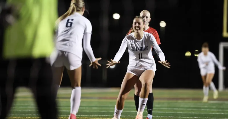Prep roundup: Ellensburg girls soccer snaps East Valley's nine-match win streak, moves atop CWAC standings