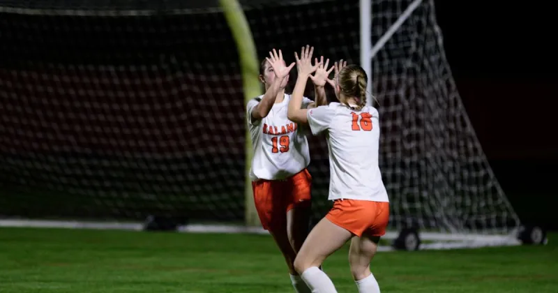Soccer Roundup: Kalama crushes Castle Rock