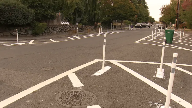 Wallingford residents seek more traffic calming on Woodland Park Avenue