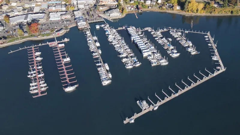 Poulsbo police respond to body discovered near local docks