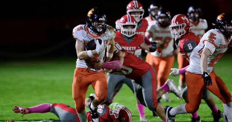 Kalama football spoils Castle Rock's homecoming with upset win