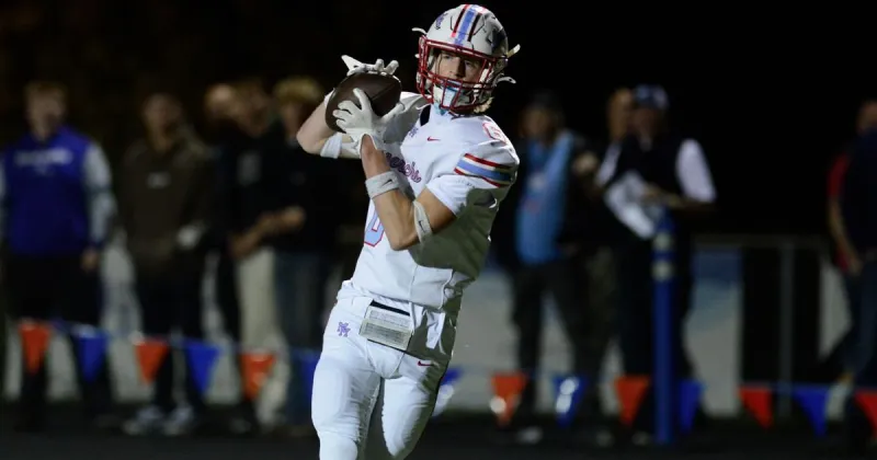 Mark Morris football drops third straight game