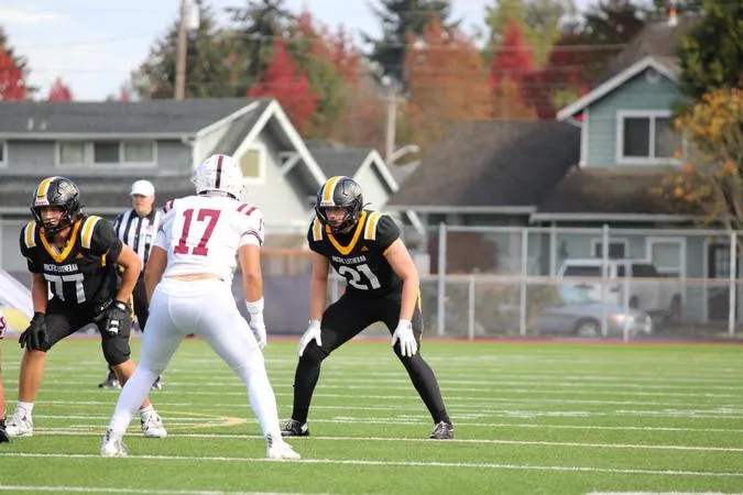 Lutes Roll Past Pacific 30-14 on the Road