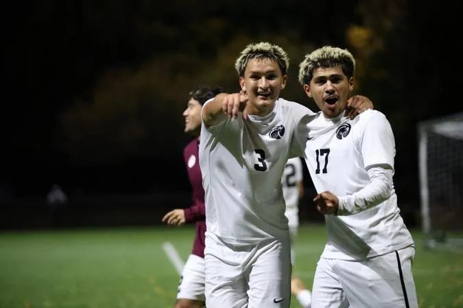 13th-Ranked Falcons Rally Late to Top Vikings, Stay Unbeaten at Interbay