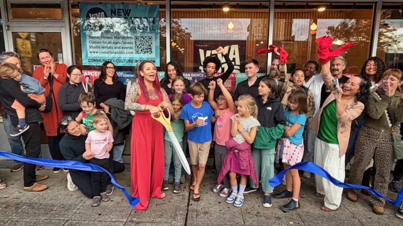 Viva Arts celebrates Grand Opening of expanded West Seattle Junction studio