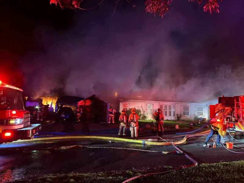 Kennewick Police Investigating Early Morning House Fire