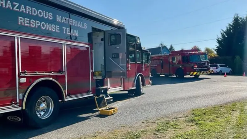 Crews respond to natural gas leak in Orting; residents shelter in place