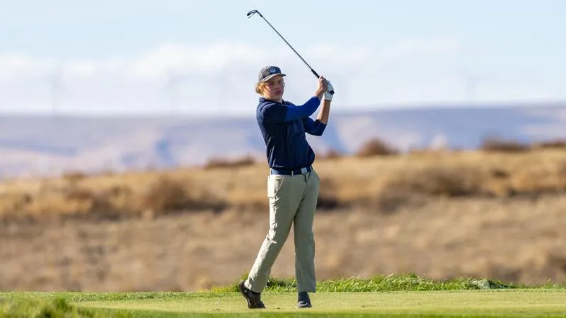 Men's Golf Takes Second at Golfweek October Classic