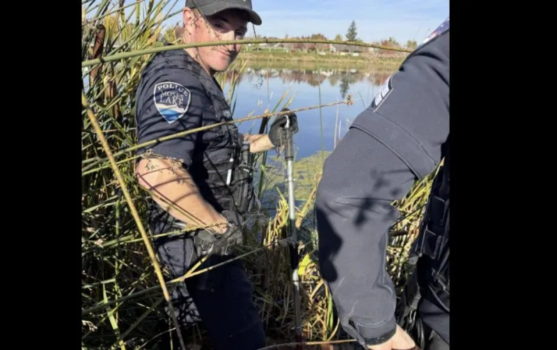 Moses Lake Suspect Tries Walking on Water to Elude Cops-Fails