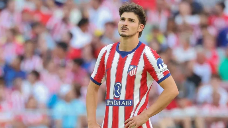 Joan Laporta Reaffirms Barcelona's Pursuit Of Julian lvarez Despite Atleti Resistance