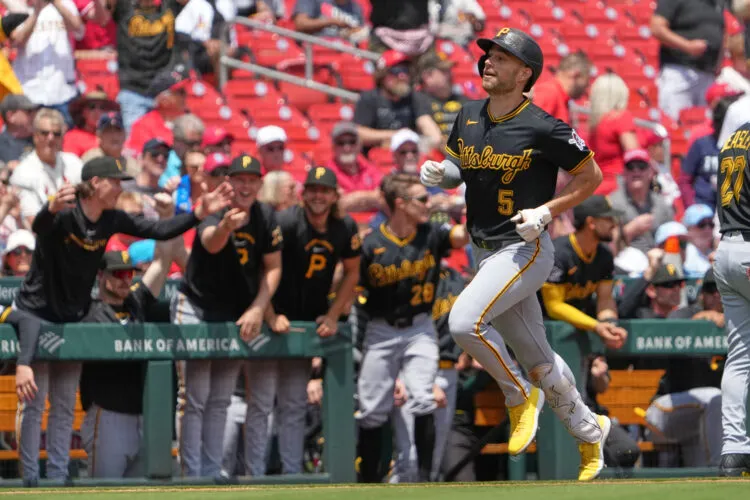 Lowe Homers, Griffin Extends Hit Streak And Pirates Beat Cardinals 6-2