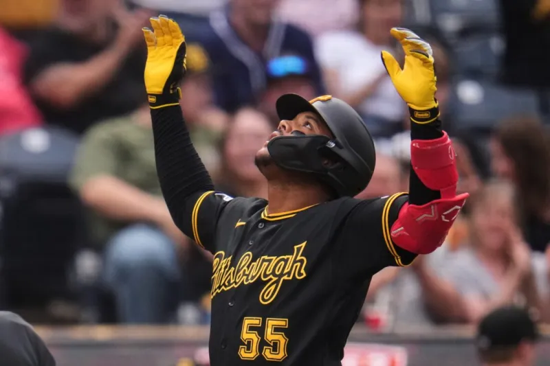 Pirates send skidding Cubs to 10th straight loss