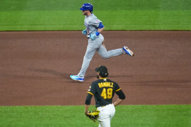 Cubs snap 10-game losing streak with win over Pirates