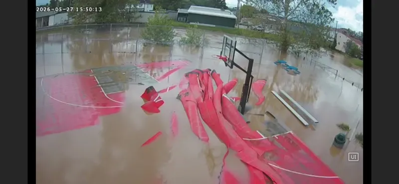 Towns clean-up after mid-week storms