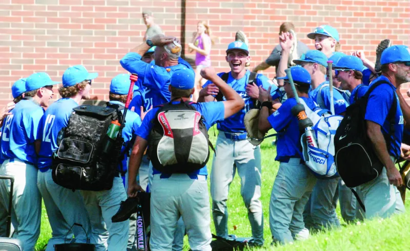 Cinderella Warren: Seventh-seeded Warriors to play for district title