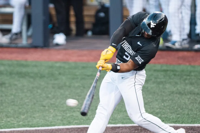 Armani Guzman hits walk-off single in extra innings to defeat Kentucky, sending WVU baseball to Super Regionals