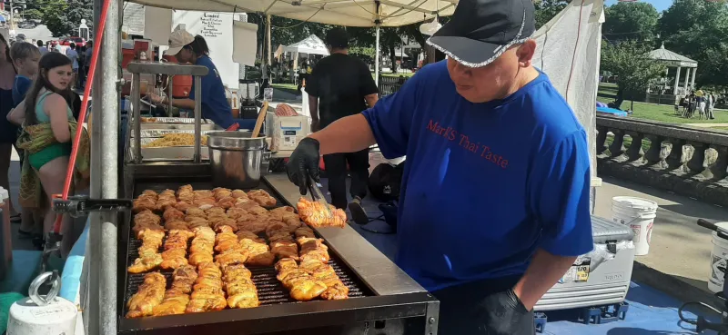 Founding Flavors food festival feeds folks on fabulous Friday