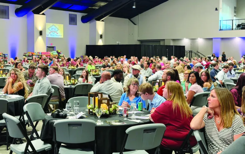 Par Mar Stores awards nearly $300,000 for student scholarships