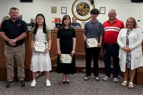 Bridgeport Middle's Anna Song among Harrison County Students Named Golden Horseshoe Winners
