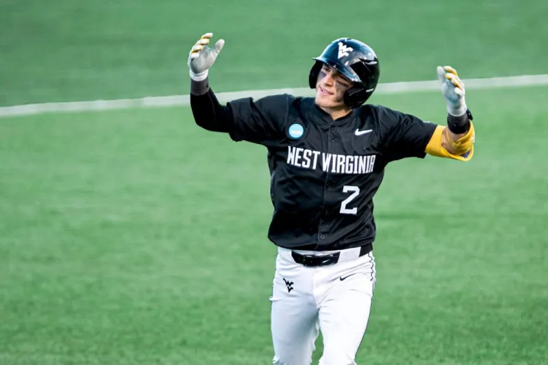 Kelly turning heads for Mountaineers