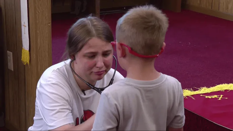 Logan County family meets Indiana boy who received their son's heart