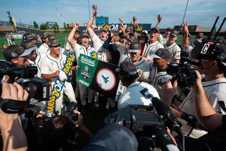 WVU Headed To College World Series After 17-1 Win Over Cal Poly