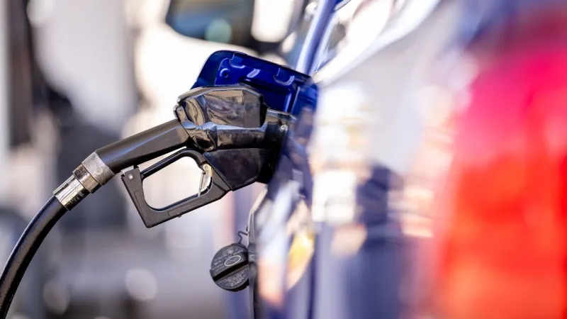 Kentucky governor extends state gas tax reduction in several cities, counties
