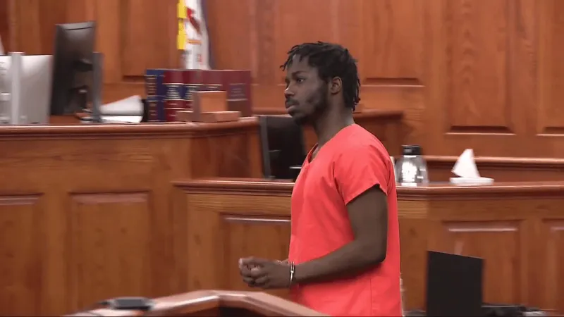 Charleston pizza worker sentenced for shooting customer through Little Caesars drive-thru