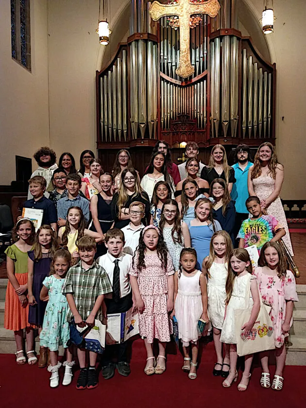 Piano students present recital