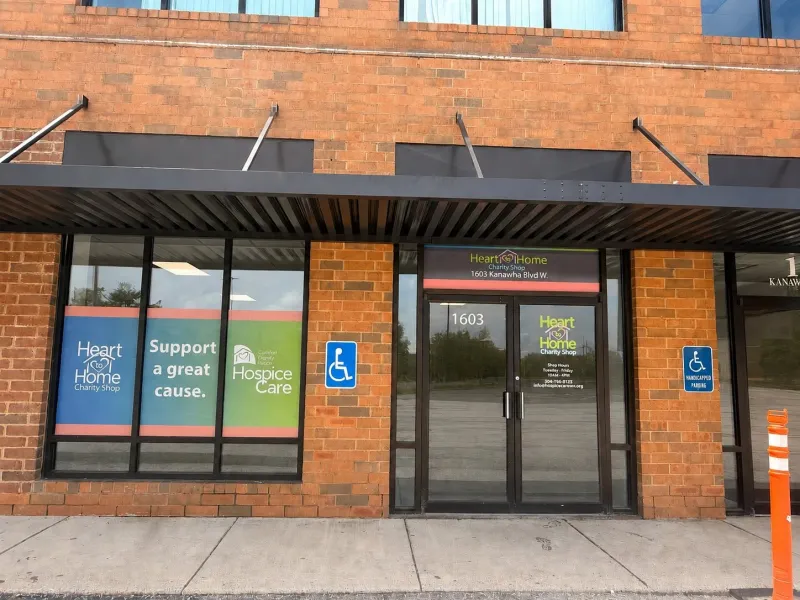 HospiceCare to reopen Heart to Home Charity Shop at New Location in Charleston Monday