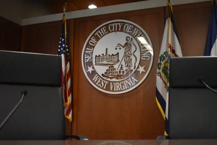 Algae Bloom Affecting Wheeling Water Taste And Odor; City Says It's Safe To Drink
