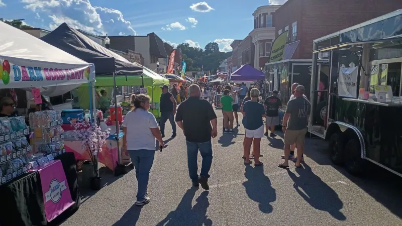 St. Albans' annual Yak Fest adds more excitement to Tour de Coal festivities