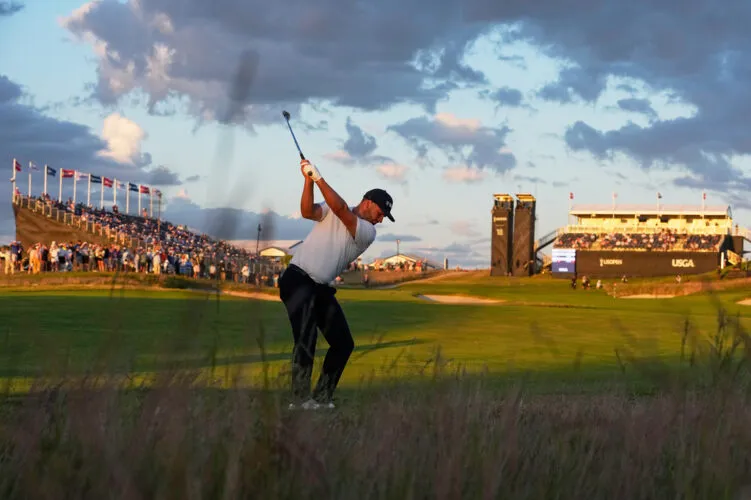 Wyndham Clark turning the US Open into a runaway. Scheffler still has hope for a slam