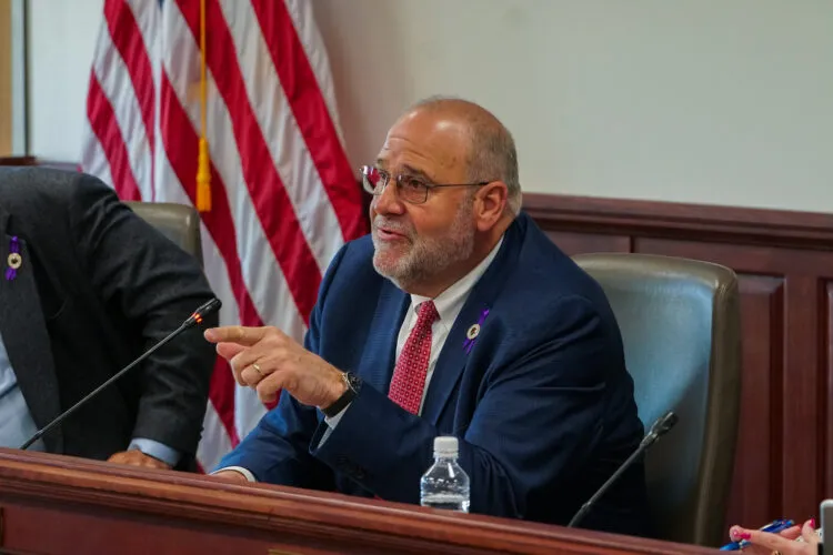Hardesty Warns School Funding Headed For 'The Rocks'