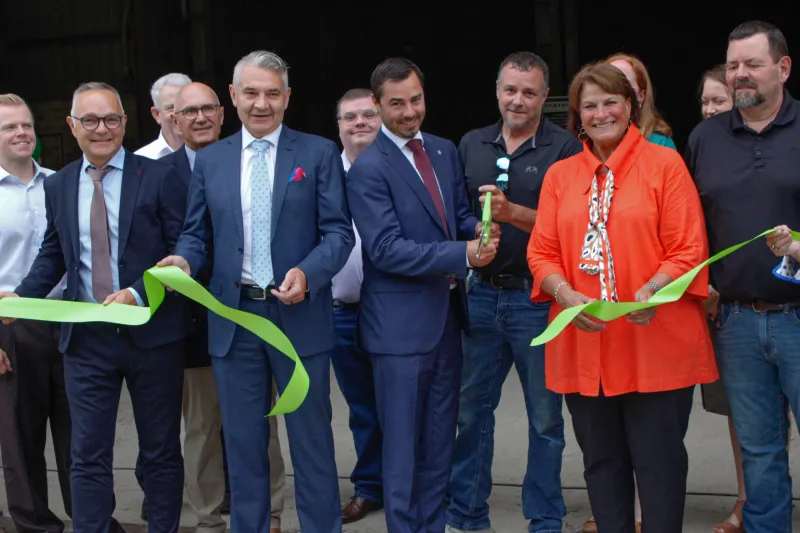 Manufacturing business cuts ribbon in Putnam County, set to bring 120 jobs to area