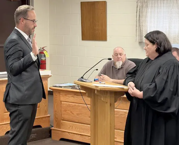 New Randolph County superintendent, board members sworn in
