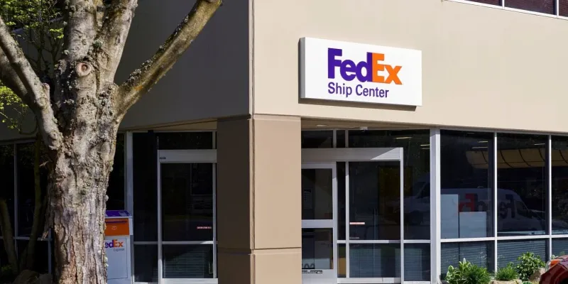 Charleston FedEx Ship Center to close in August
