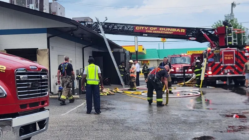 Crews put out fire at Los Agaves restaurant in Dunbar