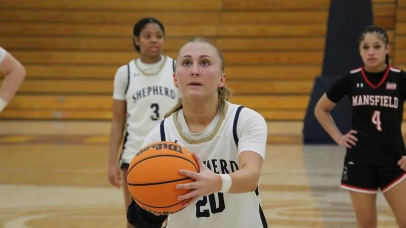 Senior Spotlight on Cassidy Rhodes