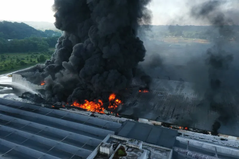 Parkersburg area warehouse fire contained but it will take days to put out