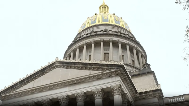 New law allows employers to provide benefits for independent contractors in West Virginia