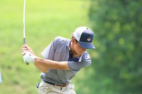 Hometown Hitter: Alexander Randolph Impressive at Bridgeport Country Club